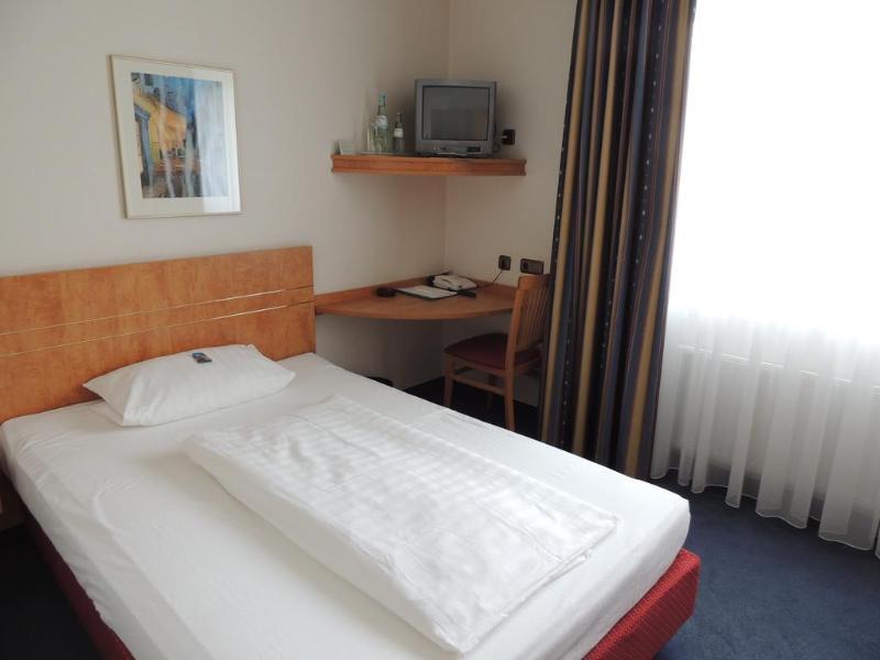 Airport Business Hotel Koeln Eksteriør billede