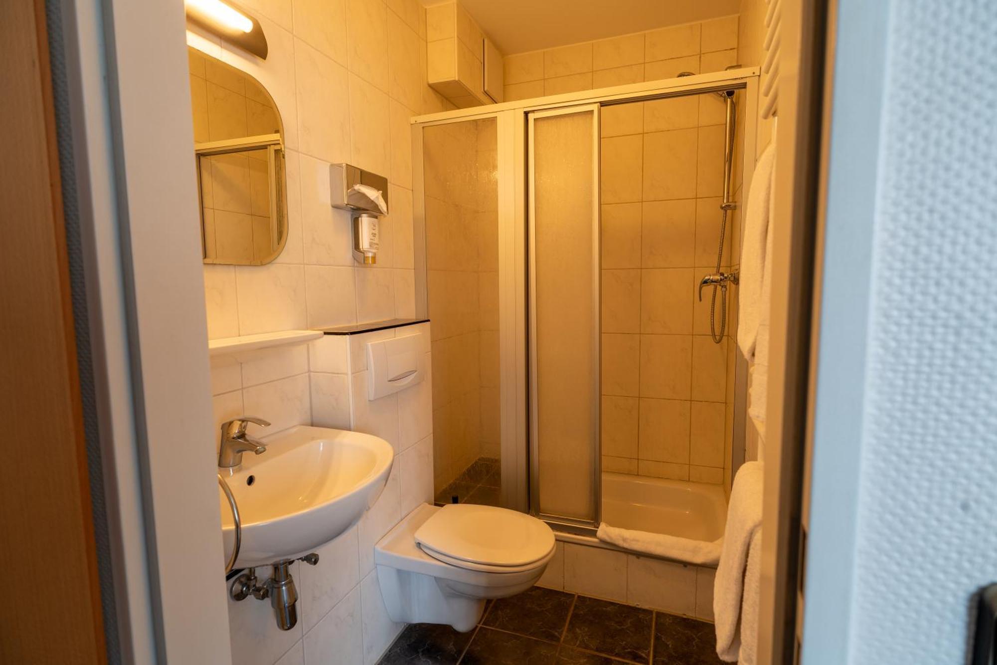 Airport Business Hotel Koeln Eksteriør billede
