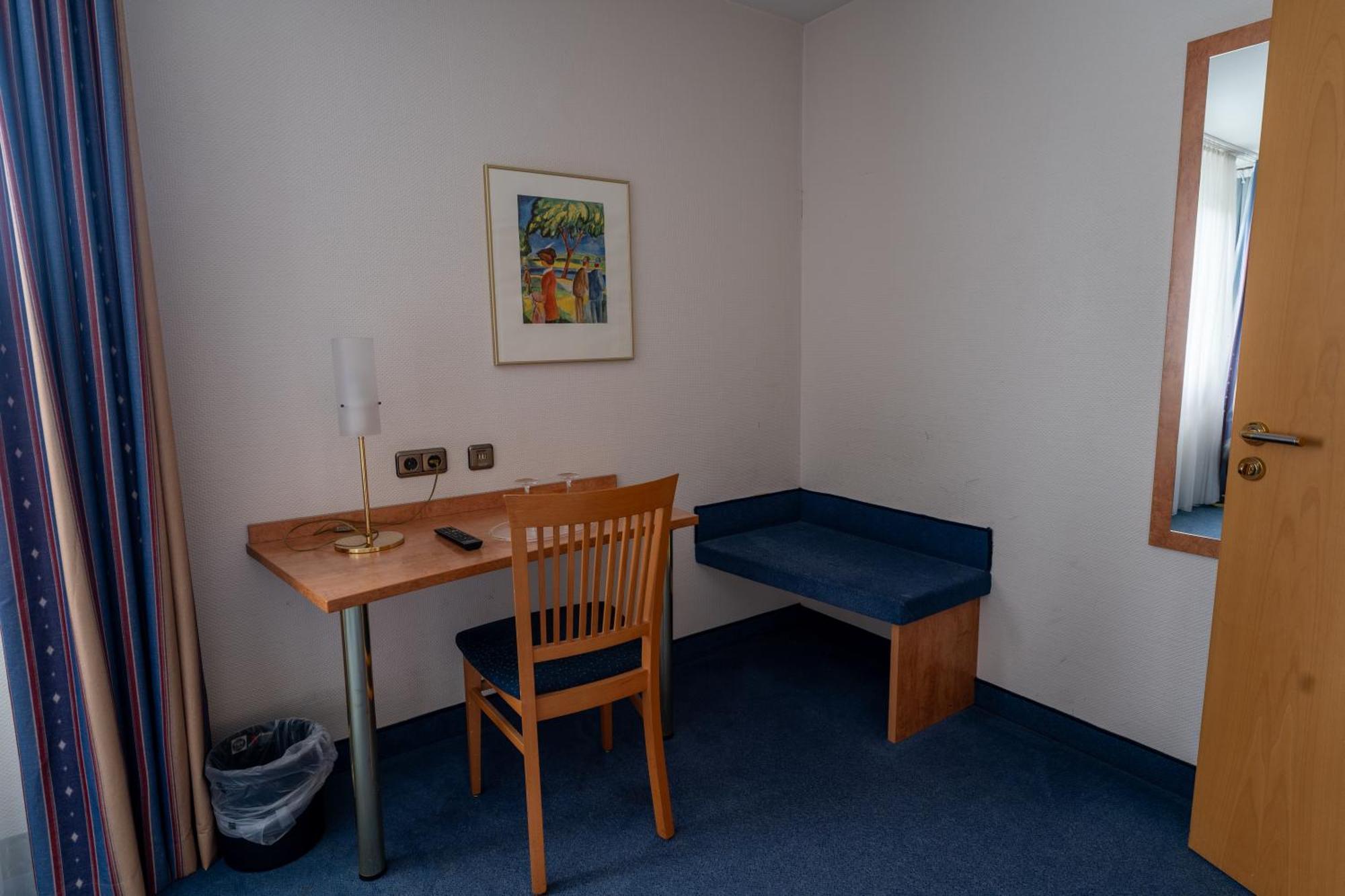 Airport Business Hotel Koeln Eksteriør billede