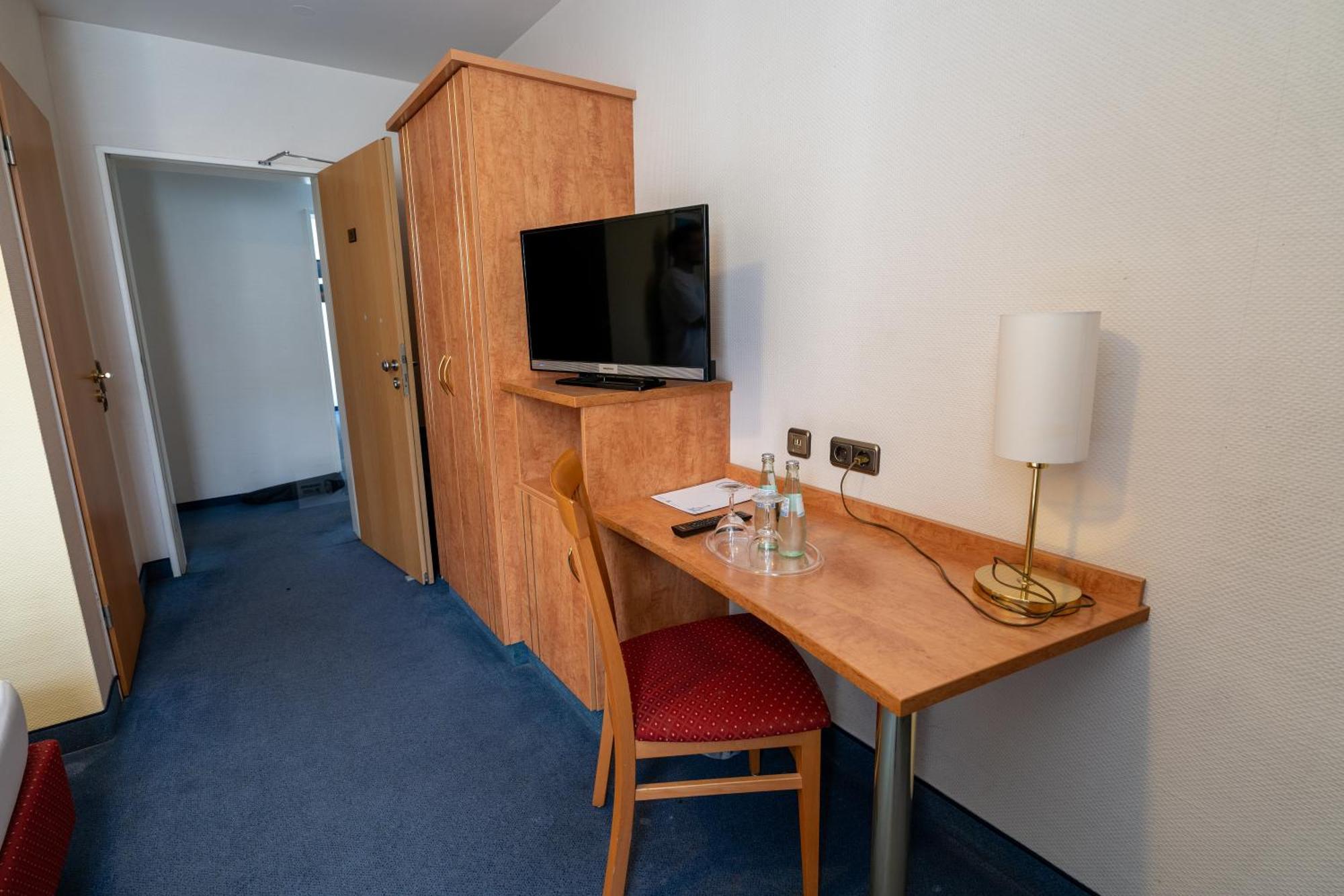 Airport Business Hotel Koeln Eksteriør billede